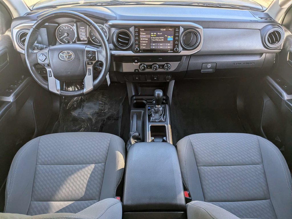 Used 2022 Toyota Tacoma SR5 RWD image 16