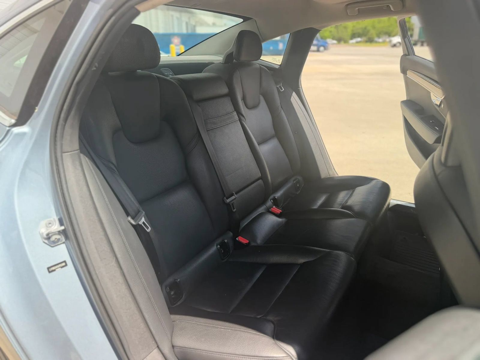 Used 2018 Volvo S90 T5 Momentum w/ Convenience Package FWD image 21