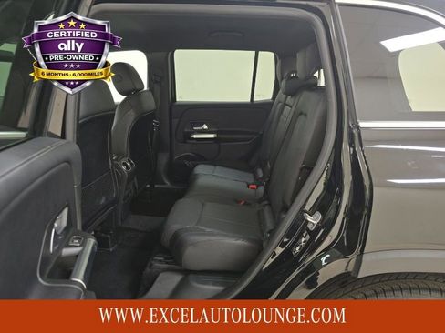 Used 2024 Mercedes-Benz GLB 250 image 9