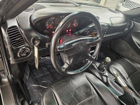 Used 2000 Porsche Boxster RWD image 7