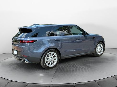 Used 2025 Land Rover Range Rover Sport SE AWD/4WD image 7