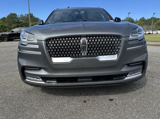 Used 2022 Lincoln Aviator Reserve w/ Equipment Group 201A AWD/4WD video 2
