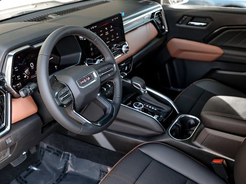 New 2026 GMC Canyon AT4 image 13