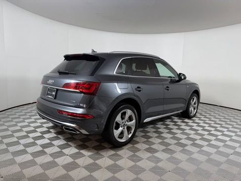 Used 2023 Audi Q5 2.0T Premium Plus w/ Premium Plus Package AWD/4WD image 7