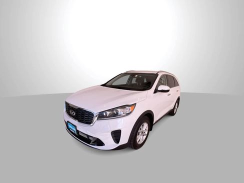 Used 2020 Kia Sorento LX w/ LX I4 Convenience Package AWD/4WD image 4