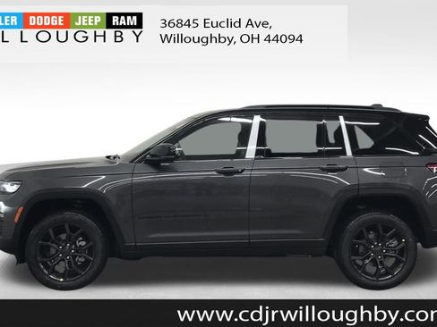 New 2025 Jeep Grand Cherokee Limited image 5