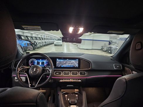 Certified 2025 Mercedes-Benz GLS 450 4MATIC image 10