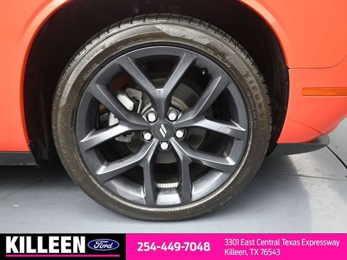 Used 2023 Dodge Challenger SXT w/ Blacktop Package image 6