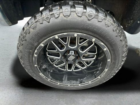 Used 2014 GMC Sierra 1500 SLE w/ SLE Preferred Package image 19