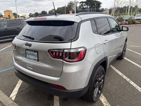 New 2026 Jeep Compass Latitude image 22