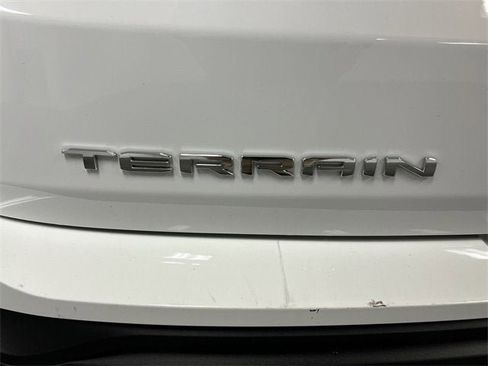Certified 2024 GMC Terrain SLE image 31