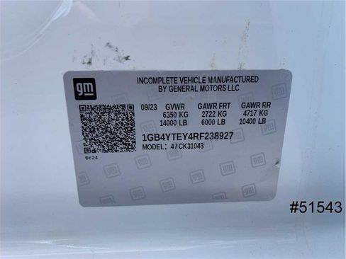 Used 2024 Chevrolet Silverado 3500 LT w/ Convenience Package image 16