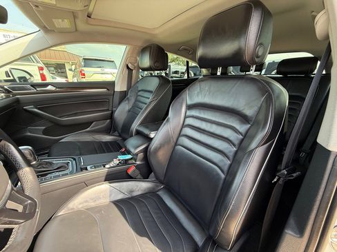 Used 2019 Volkswagen Arteon SEL image 18