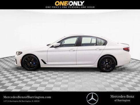 Used 2023 BMW 540i xDrive w/ M Sport Package image 2
