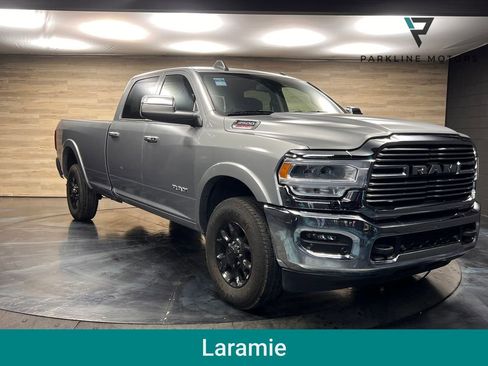Used 2022 RAM 2500 Laramie AWD/4WD image 1