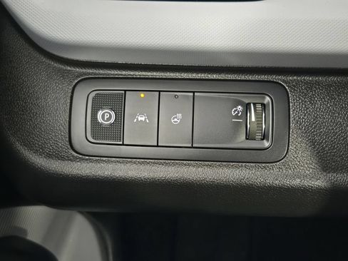 New 2027 Chevrolet Bolt RS w/ Technology Package FWD image 22