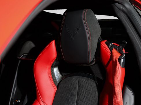 Used 2023 Chevrolet Corvette Stingray Preferred Cpe w/ Z51 Performance Package RWD image 24