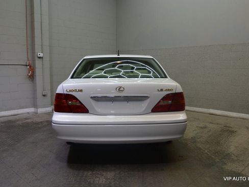 Used 2001 Lexus LS 430 RWD image 9