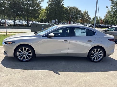 New 2026 MAZDA MAZDA3 2.5 S Sedan w/ Preferred Pkg FWD image 9