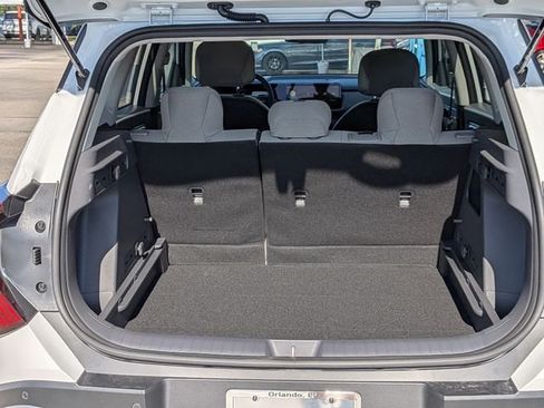 New 2027 Kia Seltos LX FWD image 14
