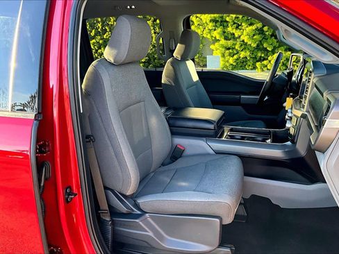 Used 2025 Ford F150 XLT w/ Equipment Group 301A Standard image 8