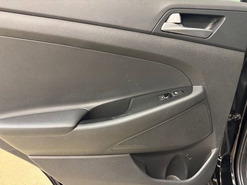 Used 2016 Hyundai Tucson Limited w/ Option Group 03 image 15