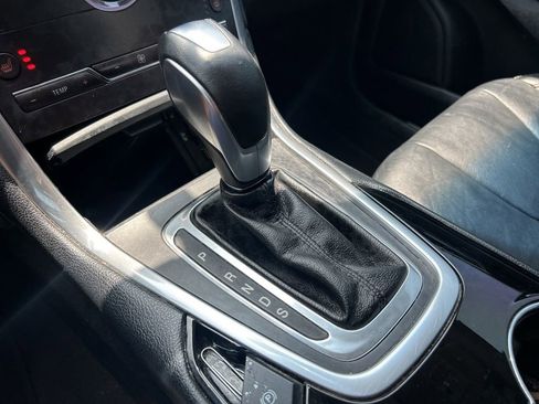 Used 2015 Ford Edge Titanium AWD/4WD image 31