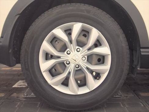 Used 2024 Honda CR-V LX image 9