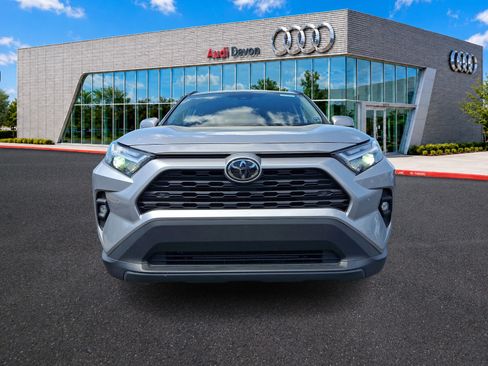 Used 2023 Toyota RAV4 XLE Premium AWD/4WD image 2