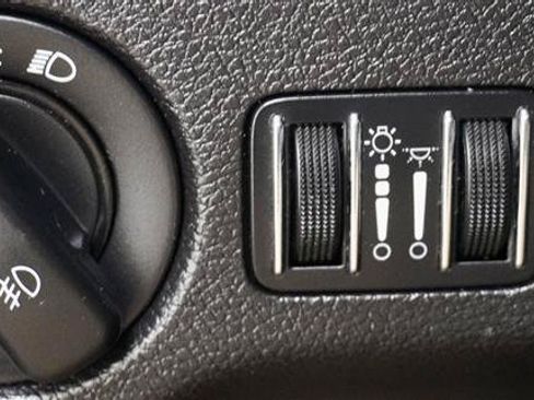 Used 2011 Dodge Charger R/T RWD image 20