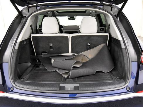 Used 2024 Acura MDX SH-AWD w/ Technology Package image 7