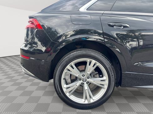 Used 2019 Audi Q8 Premium Plus AWD/4WD image 30