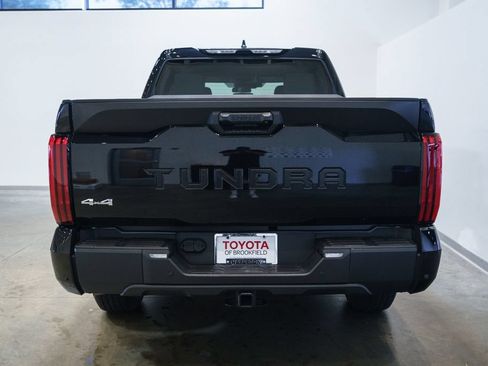 Used 2024 Toyota Tundra SR5 w/ SR5 Convenience Package AWD/4WD image 8