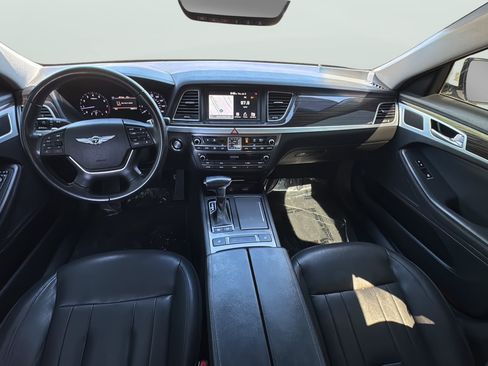 Used 2020 Genesis G80 3.8 RWD image 31