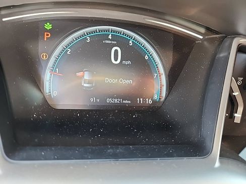 Used 2018 Honda Civic EX image 5