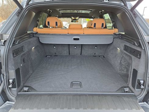 Used 2024 BMW X5 xDrive40i w/ Premium Package image 28