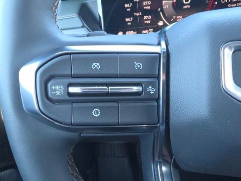 Used 2024 GMC Acadia AT4 w/ Luxury Package AWD/4WD image 16