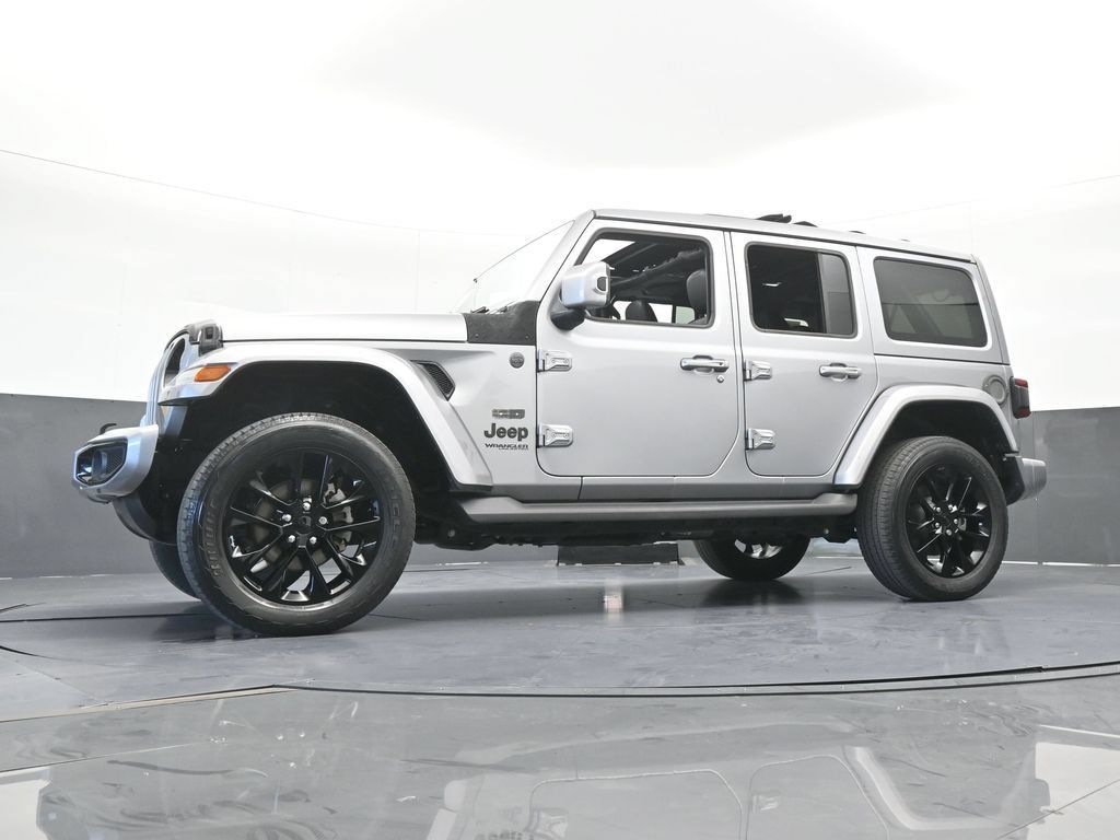 Used 2021 Jeep Wrangler Unlimited Sahara AWD/4WD image 57
