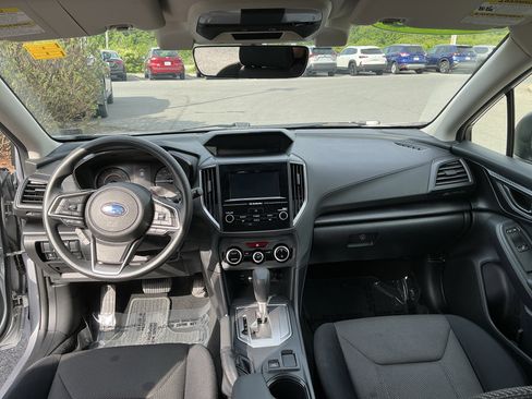 Used 2020 Subaru Crosstrek 2.0i AWD/4WD image 11