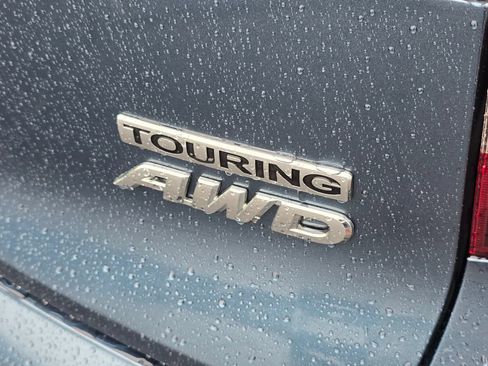 Used 2021 Honda Pilot Touring image 12