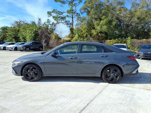 New 2026 Hyundai Elantra SEL Sport image 4