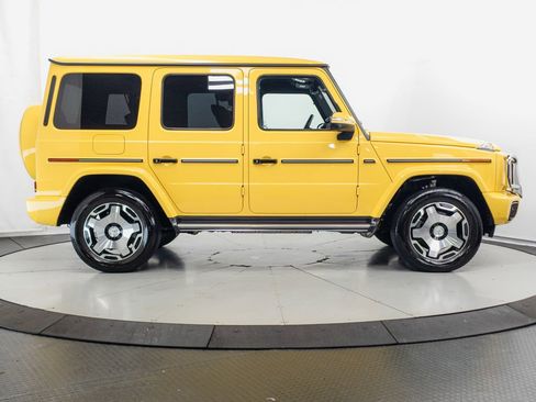Used 2025 Mercedes-Benz G 550 image 33