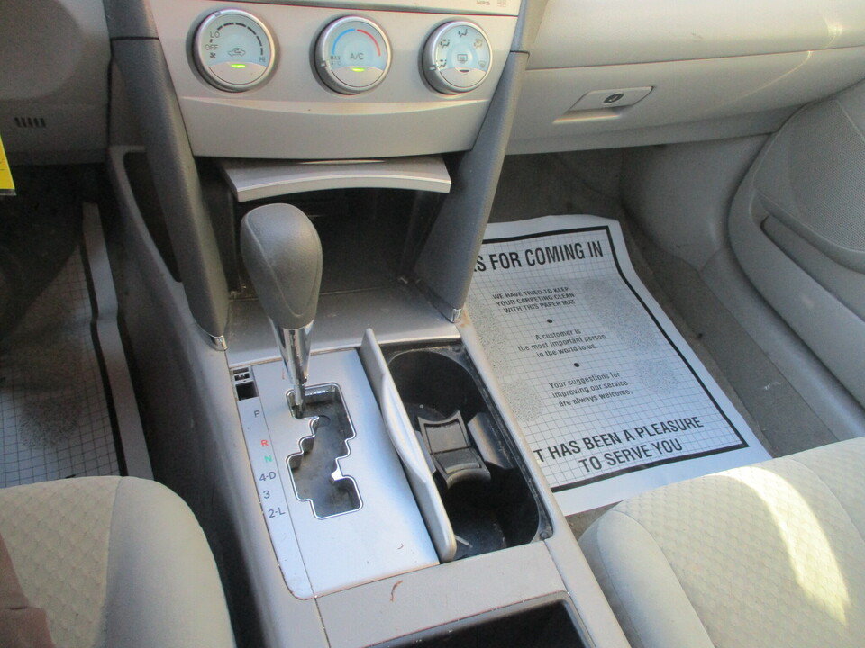 Used 2007 Toyota Camry LE FWD image 32