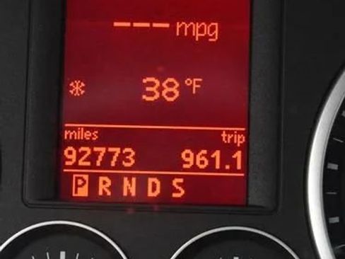 Used 2009 Volkswagen Tiguan SEL image 27