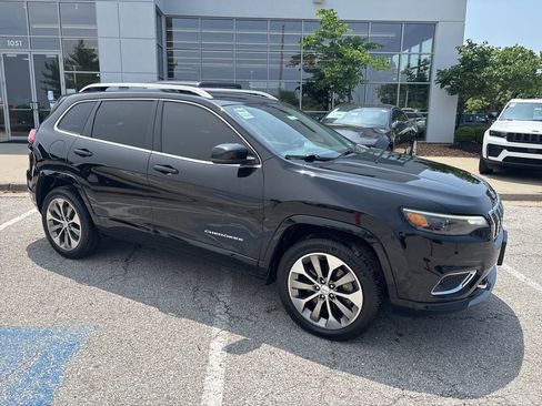 Used 2019 Jeep Cherokee Overland AWD/4WD image 33