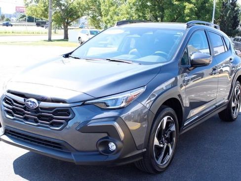 Used 2024 Subaru Crosstrek 2.5i Limited w/ Crosstrek Mirror Package AWD/4WD image 6