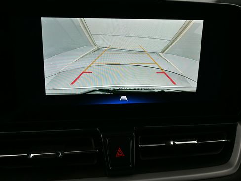 Used 2025 Chevrolet TrailBlazer LT FWD image 11