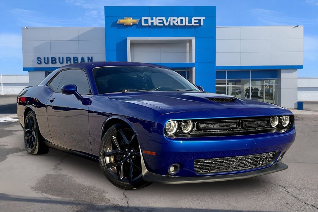 Used 2022 Dodge Challenger GT w/ Blacktop Package RWD image 2