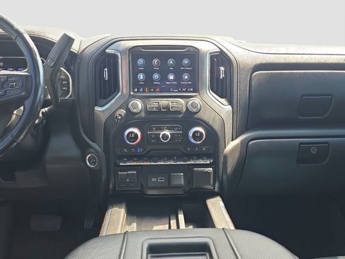 Used 2021 GMC Sierra 1500 Denali w/ Denali Ultimate Package AWD/4WD image 14