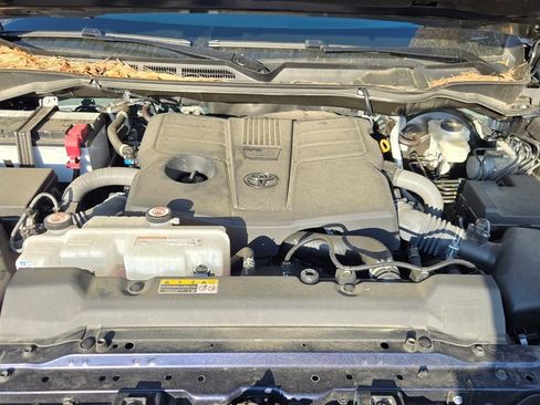 Used 2024 Toyota Tundra Platinum image 13